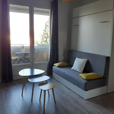 Balcon Proche Hypercentre De Apartment